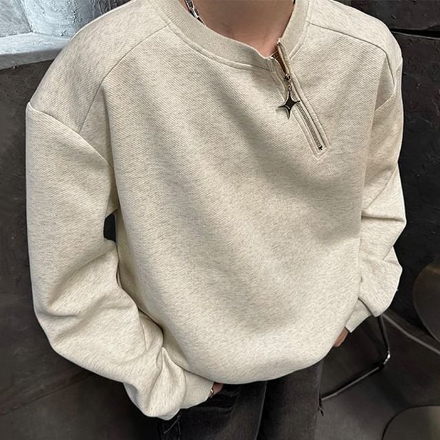 GRAYCIOUS-Crewneck Asymmetrical Zipped Plain Sweatshirt