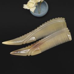 BeBae - Horn Hair Comb BeBae - Horn Hair Comb