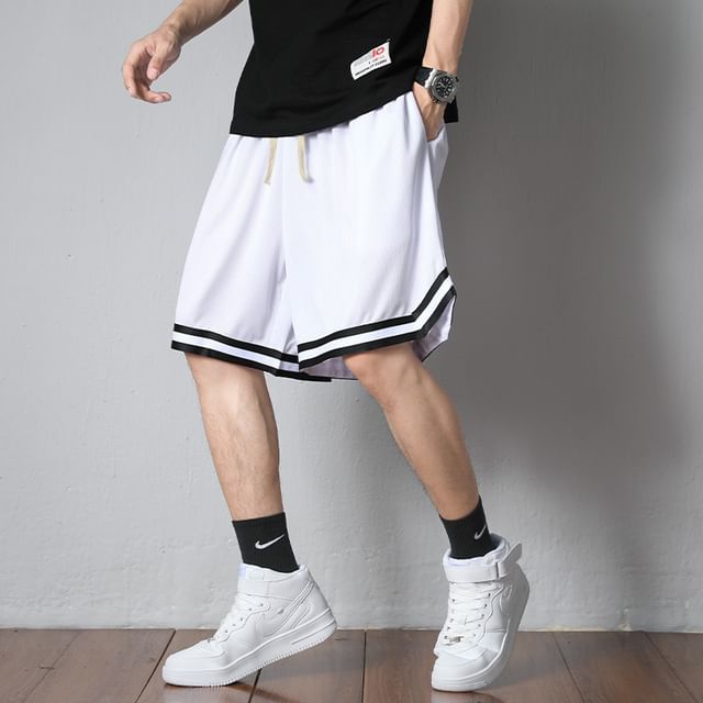 Wewewow-Drawstring Waist Contrast Trim Sweat Shorts