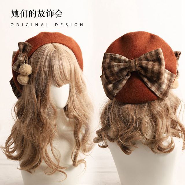 beret hat with bow