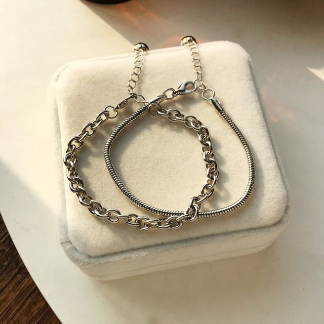 Chimerro-Layered Chain Bracelet