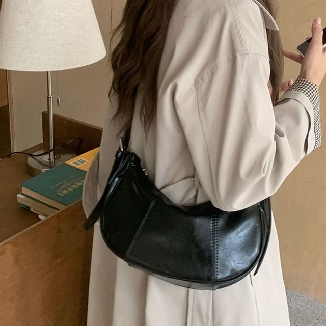 Indenis-Plain Faux Leather Crossbody Bag