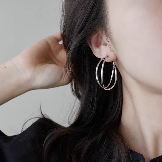 Hansha-Layered Hoop Earring