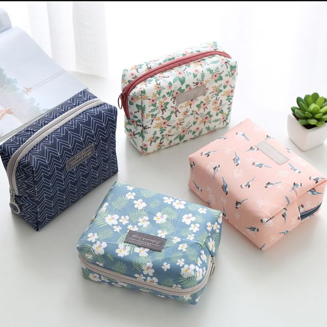 Maltjoy Home - Printed Sanitary Pouch | YesStyle