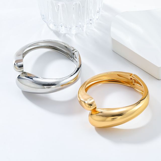 Hansha-Polished Alloy Open Bangle