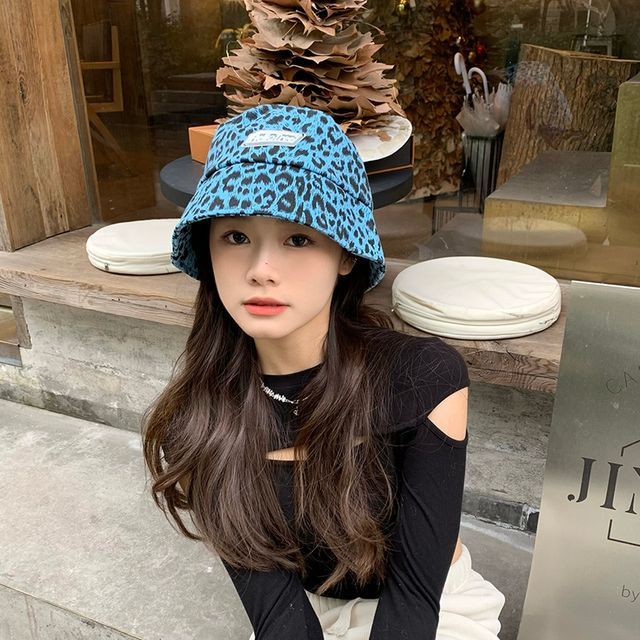 Applique Leopard Print Bucket Hat 