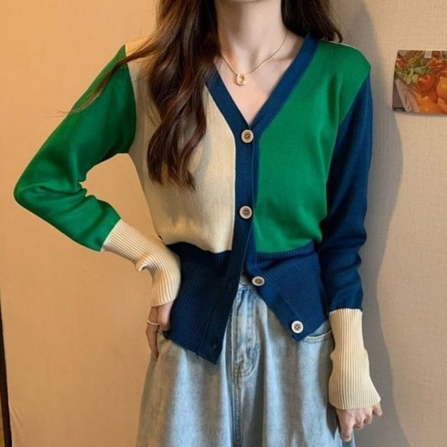 Sisyphi-V-Neck Color Block Button-Up Cardigan