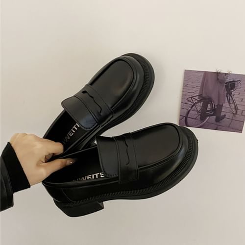 Baby on sale penny loafers