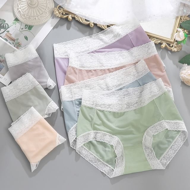 Wildery-Lace Trim Panty