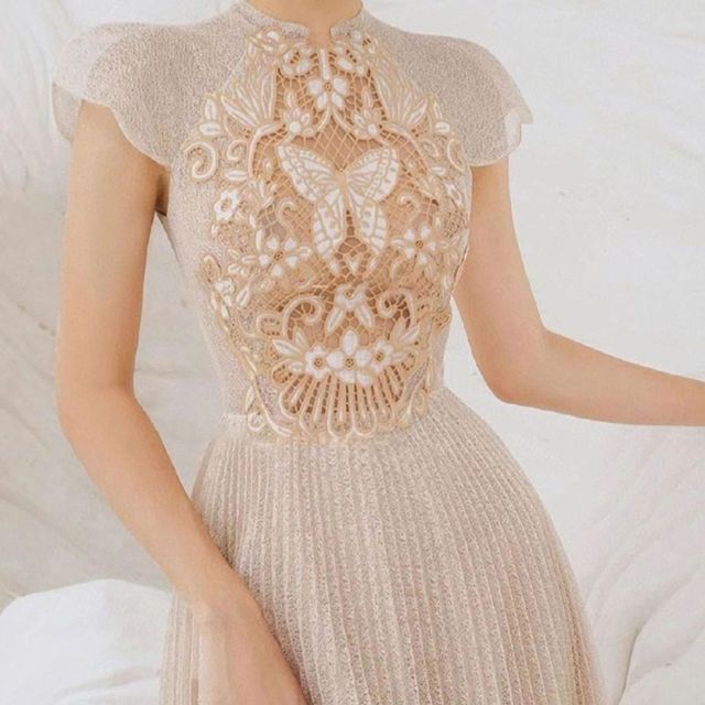 Alberlino - Cap-Sleeve Accordion Pleated Lace Midi A-Line Dress | YesStyle