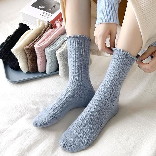Lychee-Plain Lettuce Edge Socks