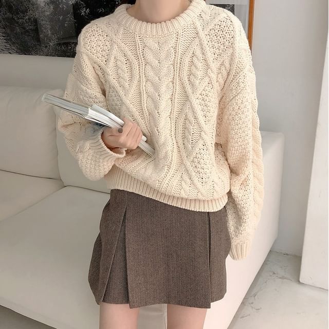Leoom - Cable Knit Sweater / Mini A-Line Skirt