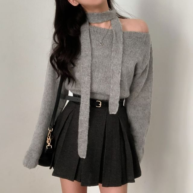 Coris-One Shoulder Plain Sweater