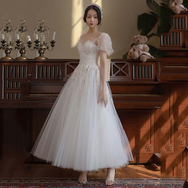 knee length dresses for ladies Illusion V-Neck Embroidered Mesh Long Wedding Gown