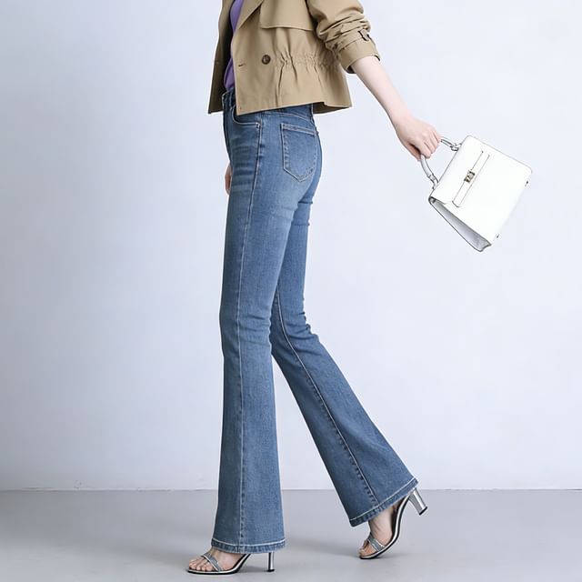 Denimot-32 High Waist Washed Bootcut Jeans