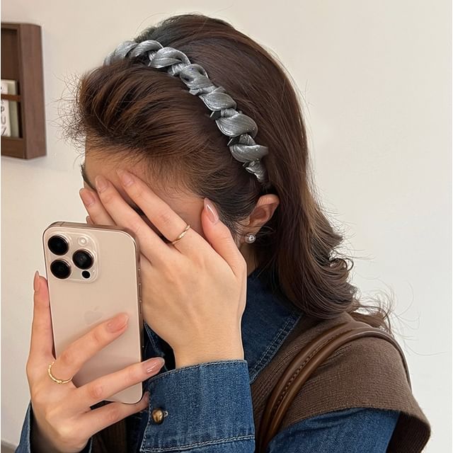 Allyrinta-Twisted Mesh Headband