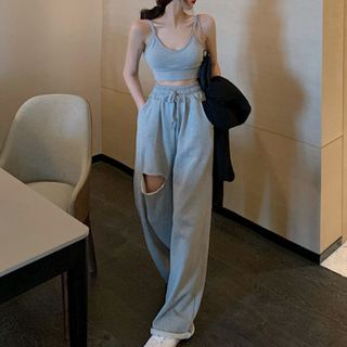 wide leg capri sweatpants