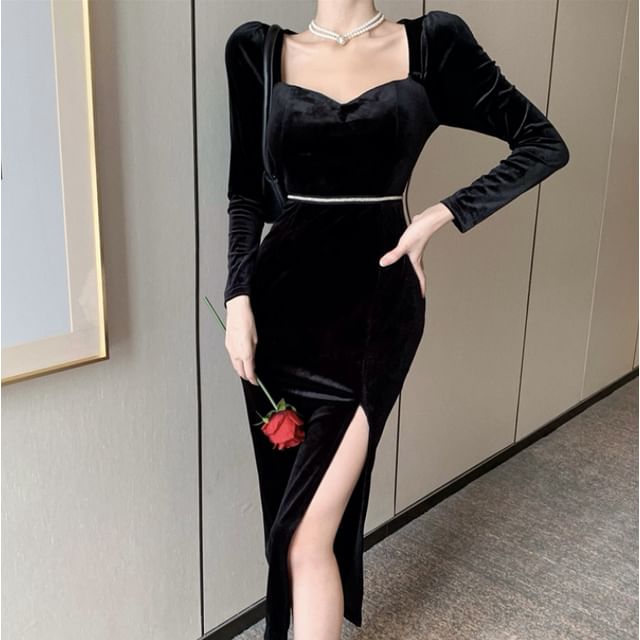 Cassidy - Long-Sleeve Sweetheart Neckline Velvet Midi Sheath Dress |  YesStyle