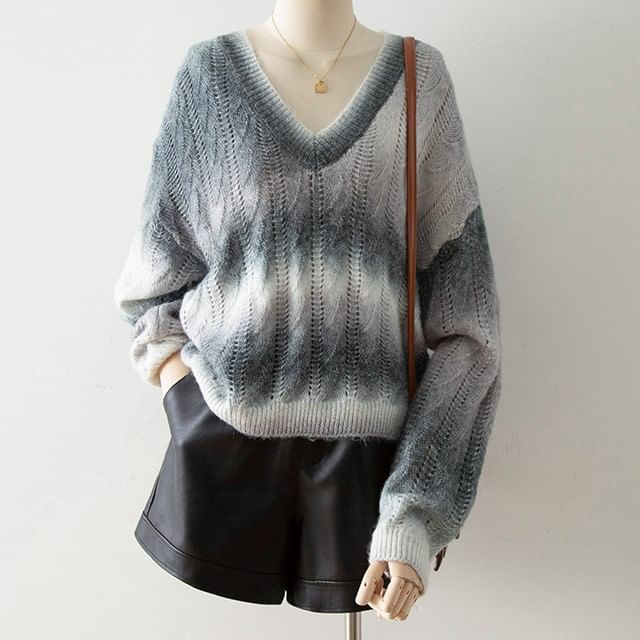 Cossita-V-Neck Gradient Cable Knit Sweater