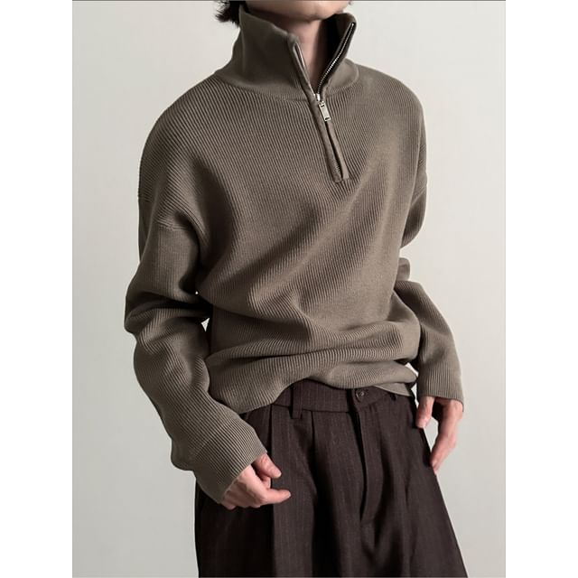 Nahagin-Stand Collar Half-Zip Plain Sweater