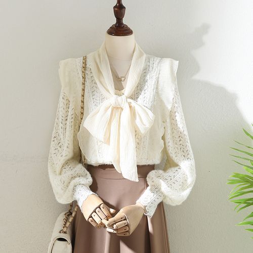 瑞【新品未使用】yilon FLEUR LACE BLOUSE ivory 新品未使用】yilon FLEUR LACE BLOUSE ivory