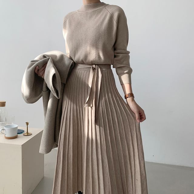 chinese dress ladies Pleated A-line Knit Midi Dress – English Factory main image 1