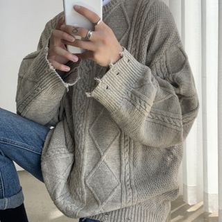 loose fit sweater