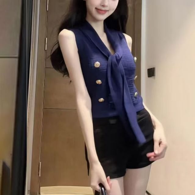 Everose-Sleeveless Tie Neck Plain Double Breasted Knit Top
