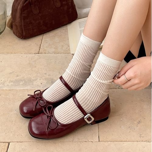 Mary Jane Crystal Ribbon Satin Flats 新品 Mary Jane Crystal Ribbon Satin Flats - メルカリ