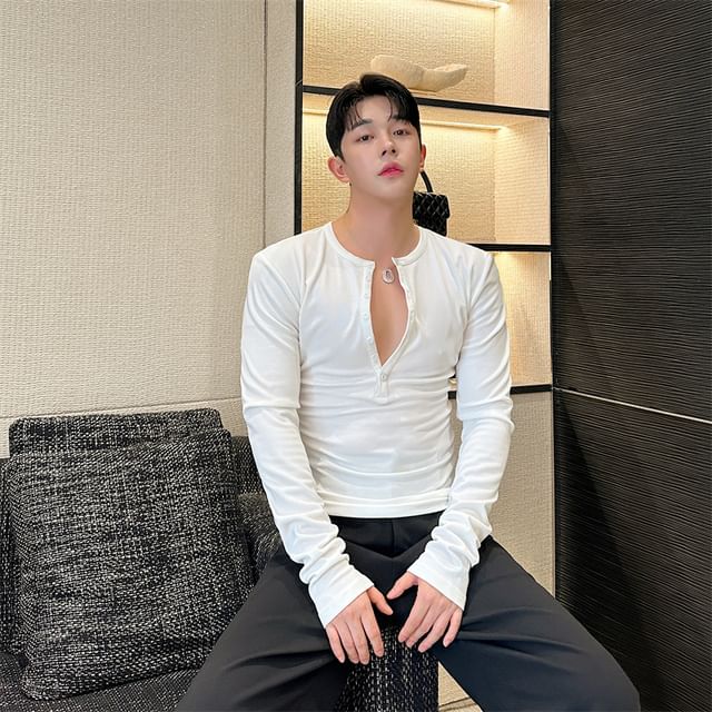 Patow-Long-Sleeve Plain Henley T-Shirt