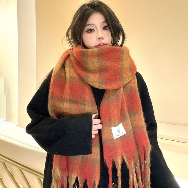 Rita Zita-Plaid Fringed Shawl