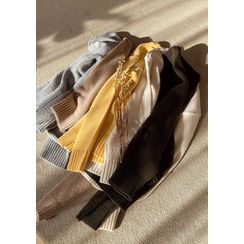 chuu - Crewneck Daily Sweater chuu - Crewneck Daily Sweater