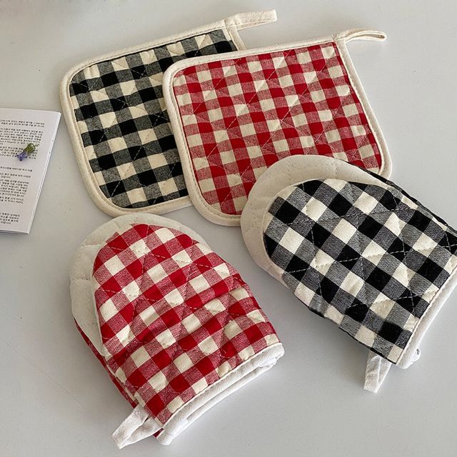 Buy Wholesale China Hot Pads Potholders Long Oven Mitts And Pot Holders Heat  Resistant Silicone Oven Mittens Oven Gloves & Silicone Gloves at USD 1.35