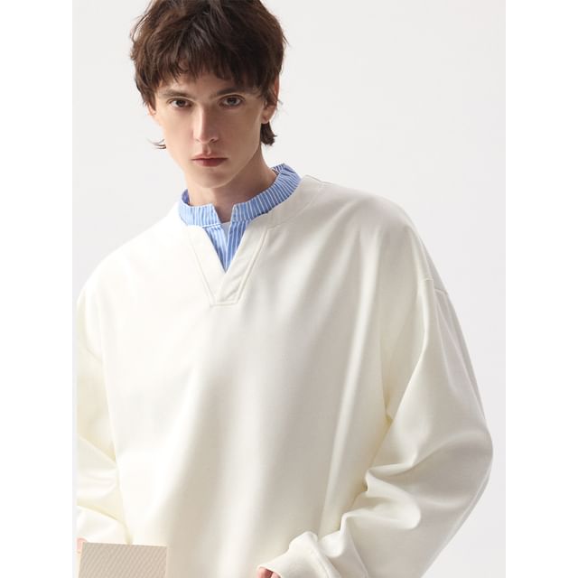 VEAZ-Mock Two-Piece Notch Neck Striped Panel Sweatshirt