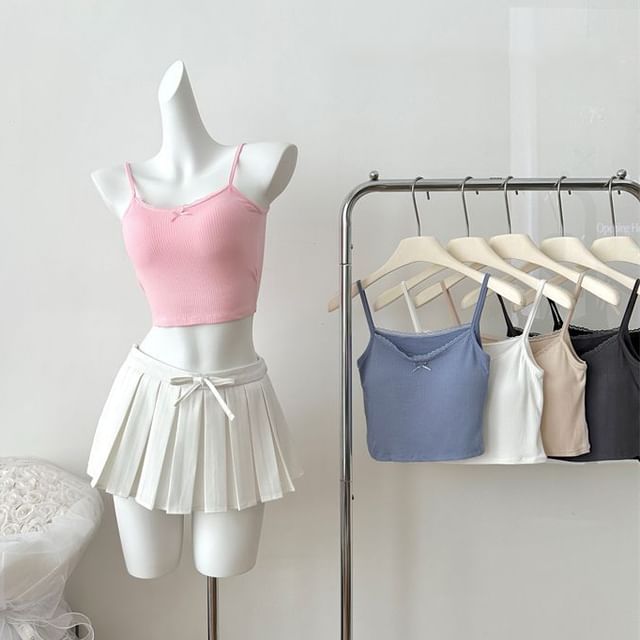 CRIBI-V-Neck Plain Crop Camisole Top