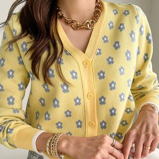 NANING9-V-Neck Flower Pattern Cardigan