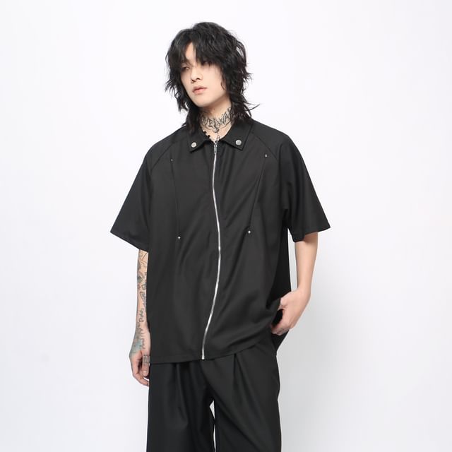Derbundy-Short Sleeve Collared Plain Zip Shirt