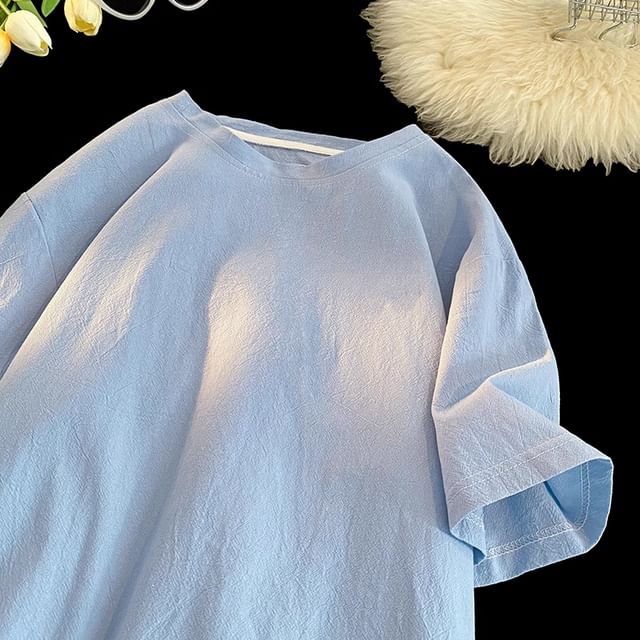 Samso-Elbow-Sleeve Round Neck Plain T-Shirt