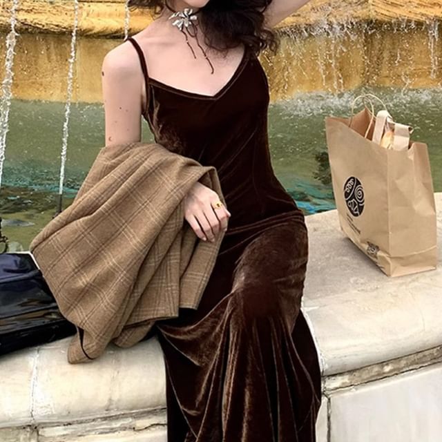 chinese dress ladies Happy Clothing Amora A-Line Cold Shoulder Velvet Mini Dress main image 0