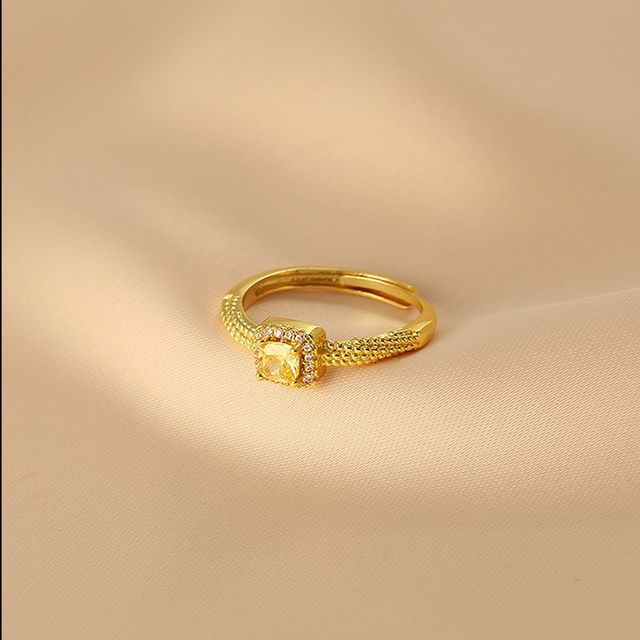 Kamuel-Yellow Diamond Ring