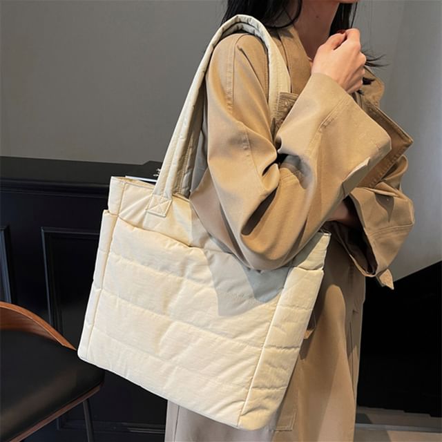 Melois-Plain Carryall Bag