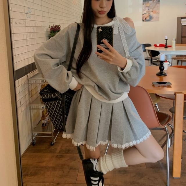 Beem-Mock Two-Piece Round Neck Cold-Shoulder Lace Panel Sweatshirt High Waist Pleated Mini A-Line Skirt