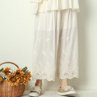 Santeh Embroidered Wide Leg Cropped Pants