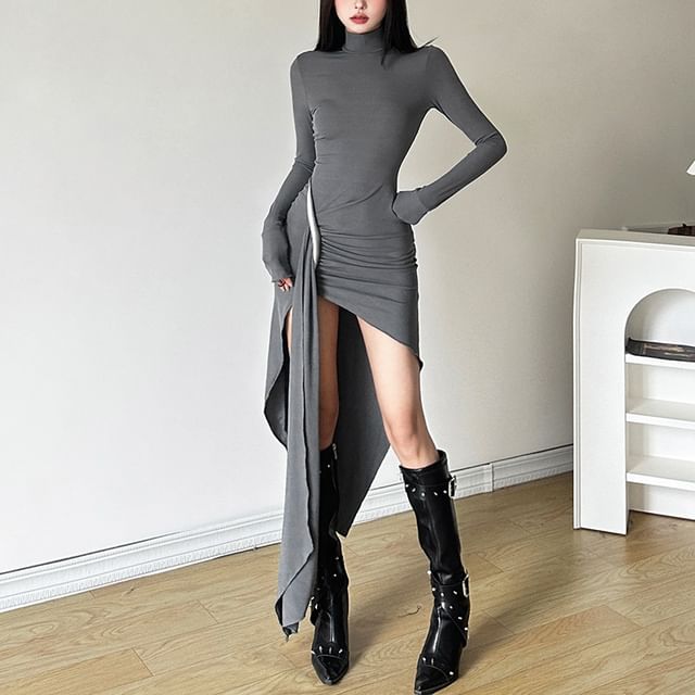 sachin and babi light blue dress Sugarcoat - Long-Sleeve Turtleneck Asymmetrical Contrast Trim Ruched High  Low Bodycon Dress