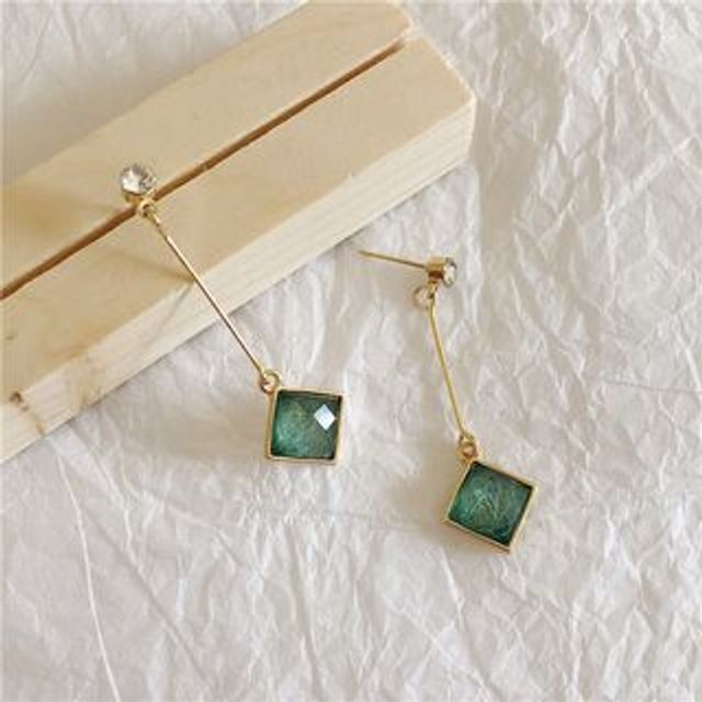 Madikara-Dangling Rhinestone Earrings