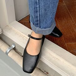 FROMBEGINNING - Square-Toe Mary Jane Flats FROMBEGINNING - Square-Toe Mary Jane Flats