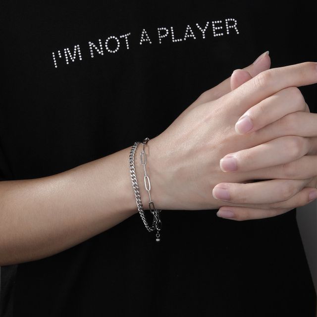 KARINA GOLD CHAIN BRACELET