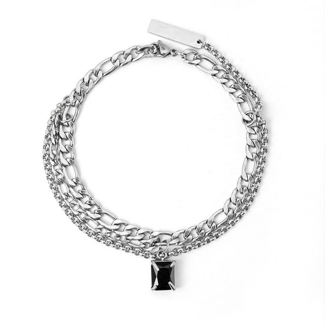 Black Degree-Chained Pendant Bracelet