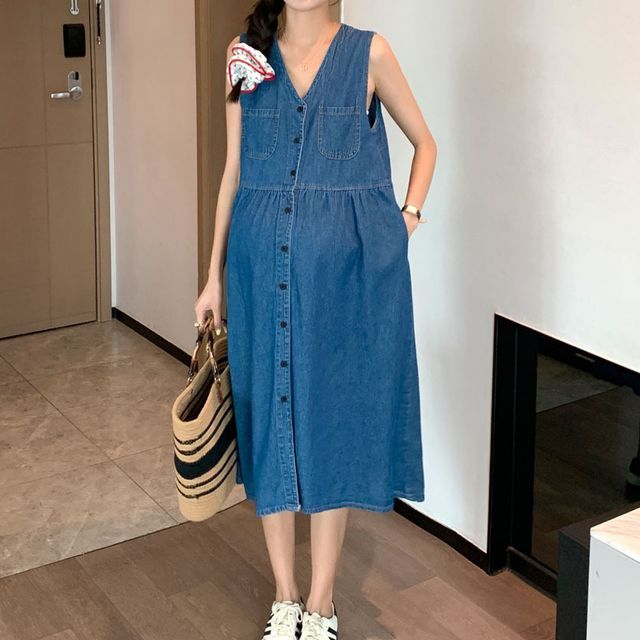 12th Tone - Maternity V-Neck Denim Midi Dungaree Dress | YesStyle 12th Tone - Maternity V-Neck Denim Midi Dungaree Dress | YesStyle