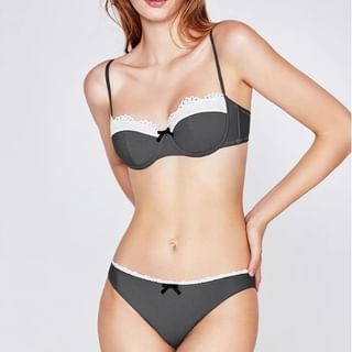 Gecko-Lace Trim Bra Panties Set